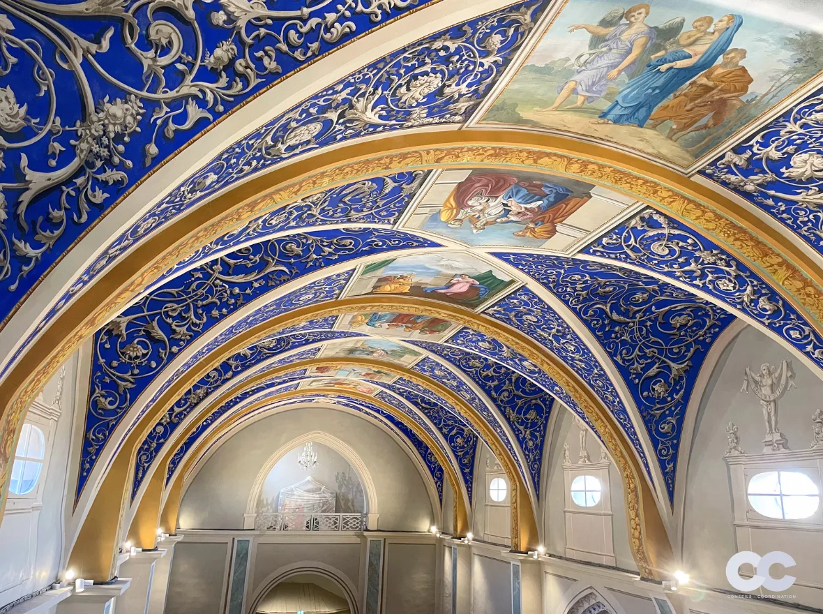 Réfection du plafond d'une église